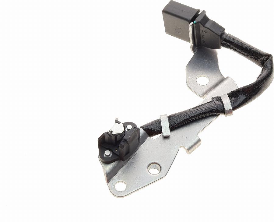 BOGAP A6116110 - Camshaft position Sensor car-mod.net