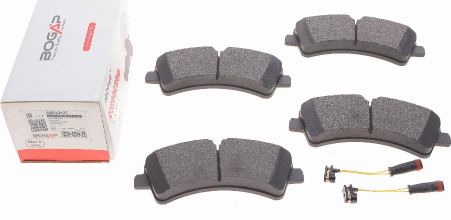 BOGAP A8210137 - Brake Pad Set, disc brake car-mod.net