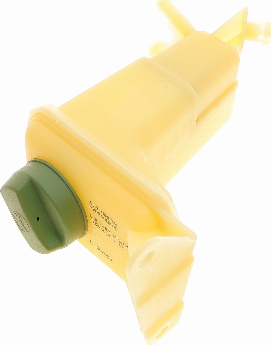 BOGAP A3216101 - Expansion Tank, power steering hydraulic oil car-mod.net