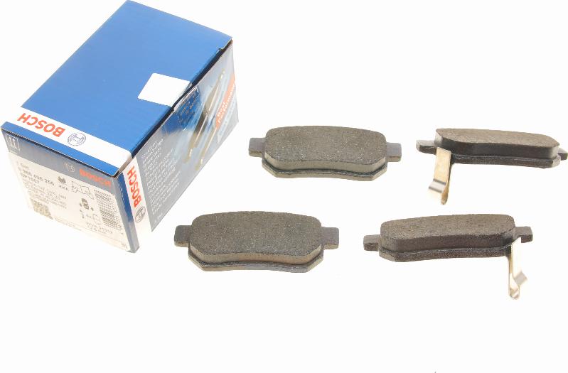 BOSCH 0 986 495 256 - Brake Pad Set, disc brake car-mod.net