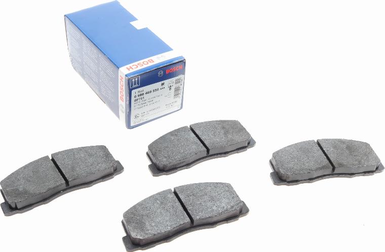 BOSCH 0 986 469 550 - Brake Pad Set, disc brake car-mod.net