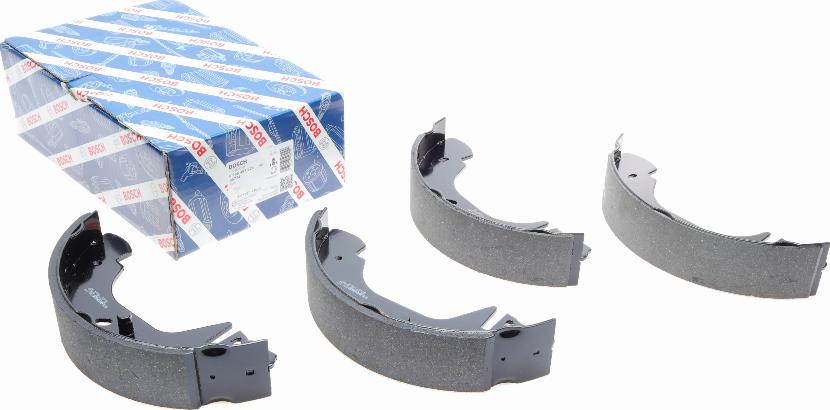 BOSCH 0 986 487 524 - Drum Brake Shoe Set car-mod.net