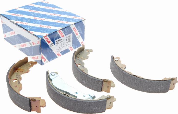 BOSCH 0 986 487 899 - Drum Brake Shoe Set car-mod.net