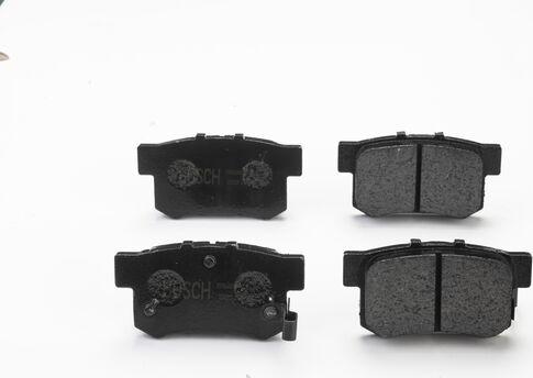 BOSCH 0 986 BB0 163 - Brake Pad Set, disc brake car-mod.net