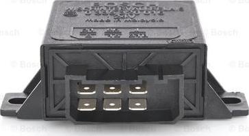 BOSCH 0 335 320 016 - Relay, wipe / wash interval car-mod.net