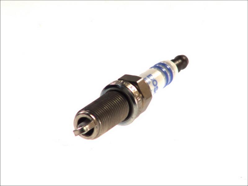 BOSCH 0 242 235 769 - Spark Plug car-mod.net