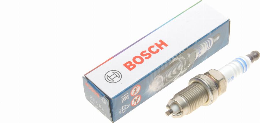 BOSCH 0 242 235 788 - Spark Plug car-mod.net