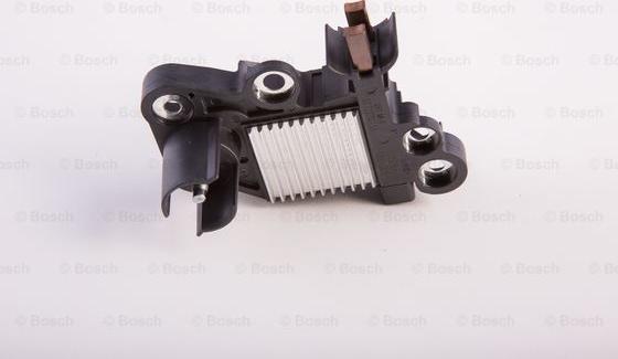 BOSCH 0 272 220 733 - Voltage regulator, alternator car-mod.net