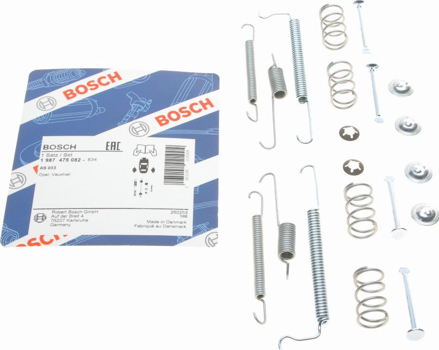 BOSCH 1 987 475 082 - Accessory Kit, brake shoes car-mod.net