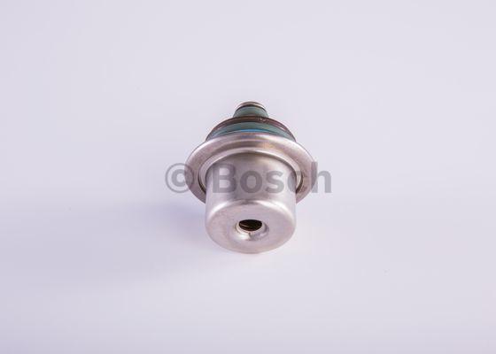 BOSCH F 000 DR0 206 - Control Valve, fuel pressure car-mod.net