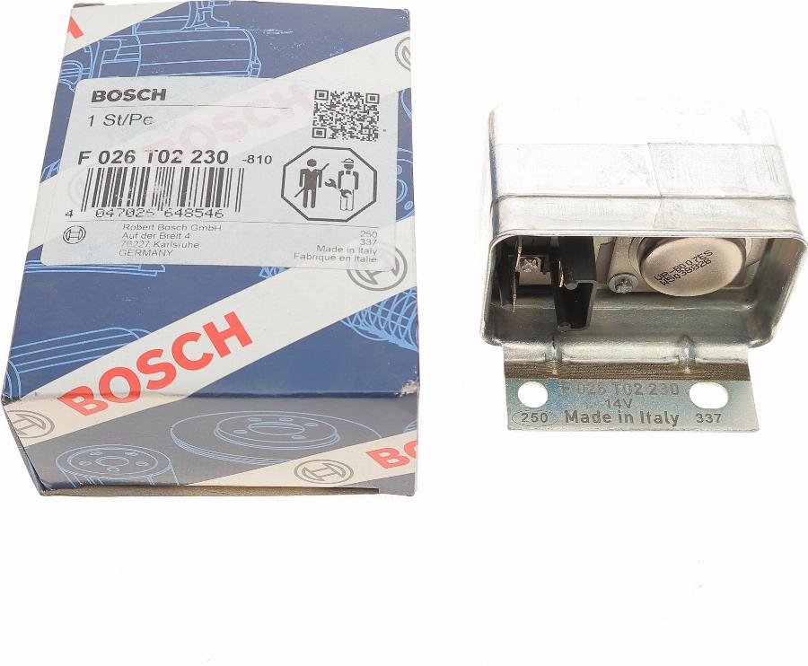 BOSCH F 026 T02 230 - Voltage regulator, alternator car-mod.net
