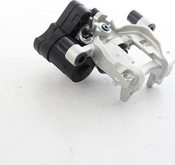 BSG BSG 90-245-038 - Brake Caliper car-mod.net