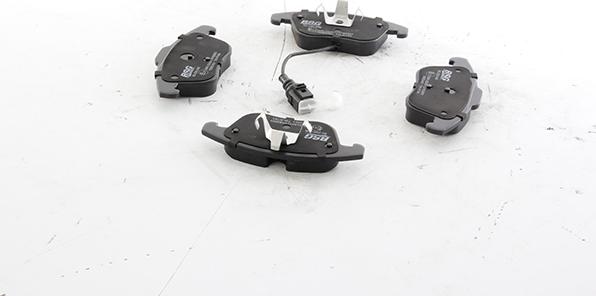 BSG BSG 90-200-046 - Brake Pad Set, disc brake car-mod.net