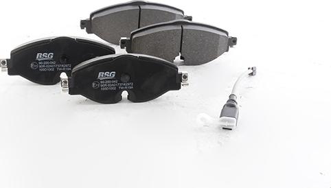 BSG BSG 90-200-042 - Brake Pad Set, disc brake car-mod.net