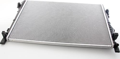 BSG BSG 25-520-032 - Radiator, engine cooling car-mod.net