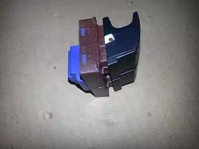 Bugiad BSP23796 - Switch, tank cap unlock car-mod.net