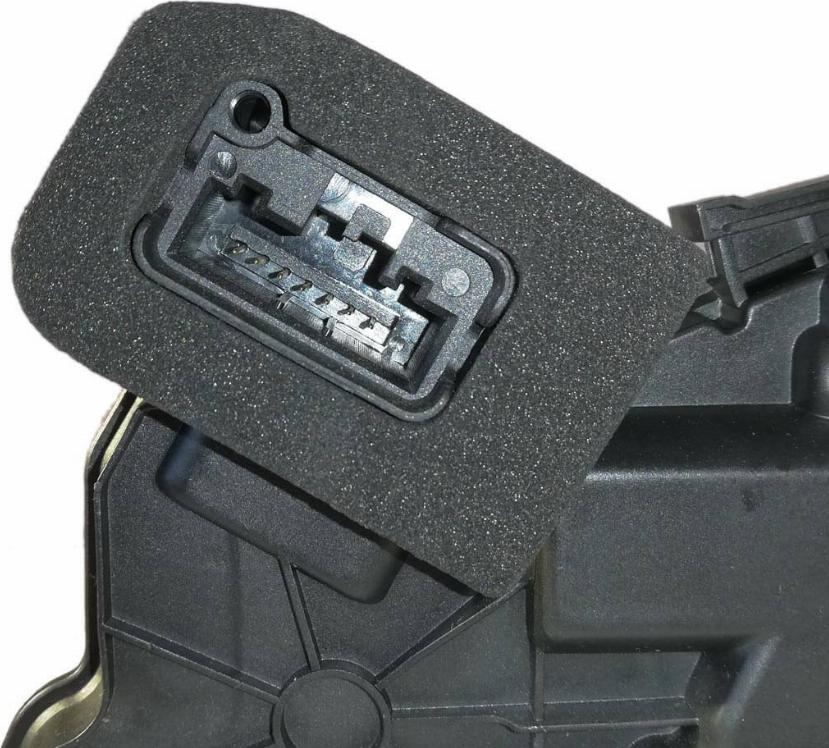 CARRO 038707212 - Door Lock car-mod.net