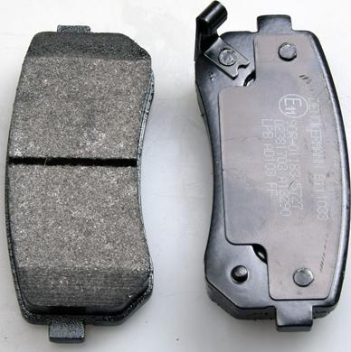 Denckermann B111033 - Brake Pad Set, disc brake car-mod.net