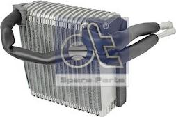 DT Spare Parts 13.71025 - Evaporator, air conditioning car-mod.net
