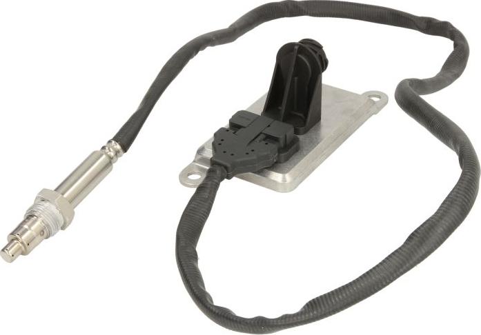 HELLA 6PN358 186-091 - NOx Sensor, urea injection / catalyst car-mod.net