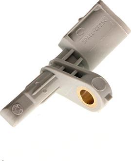 Maxgear 20-0136 - ABS sensor, wheel speed car-mod.net