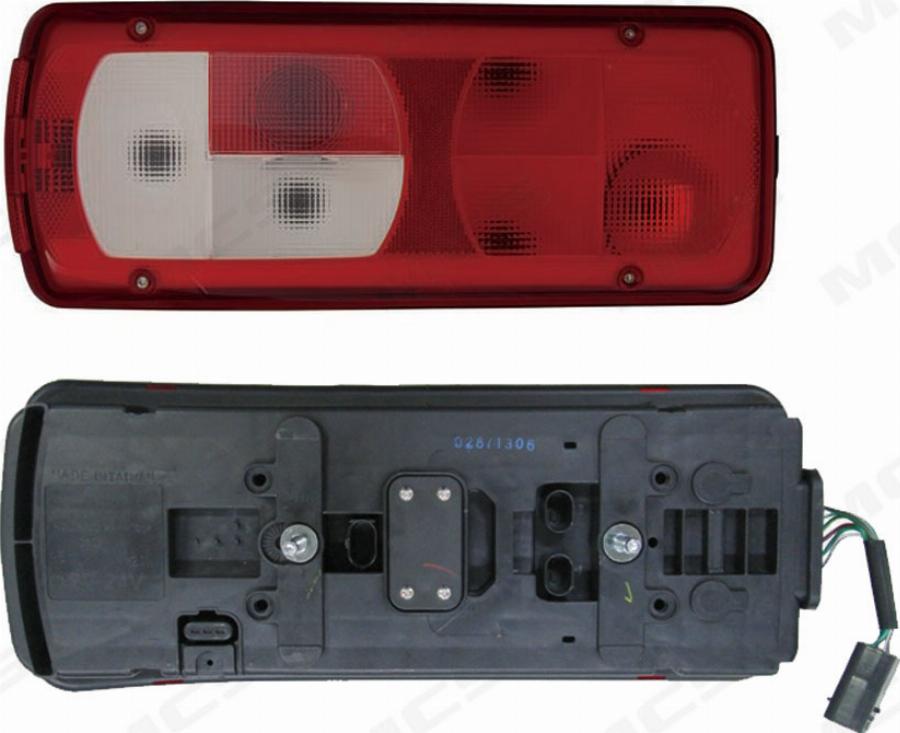 MCS 326905622 - Combination Rearlight car-mod.net