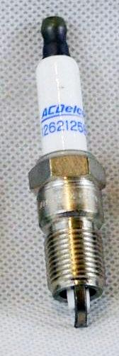 Pika 102-1435 - Spark Plug car-mod.net
