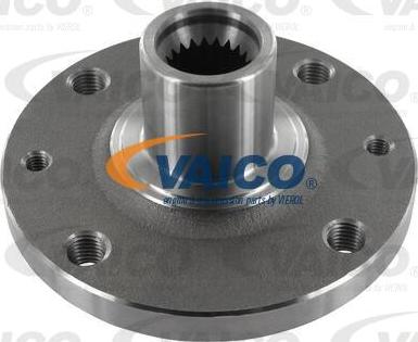 VAICO V46-9712 - Wheel Hub car-mod.net