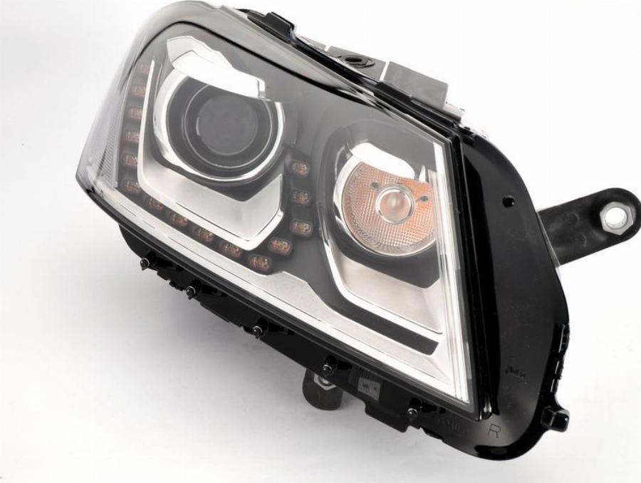 CARRO 884005146 - Headlight car-mod.net