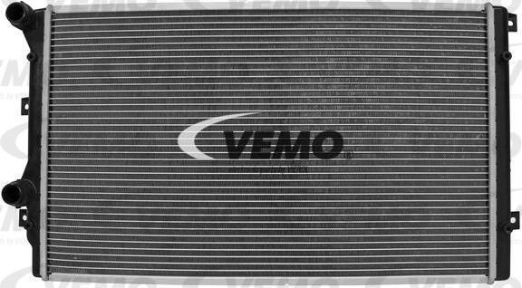 Vemo V15-60-5067 - Radiator, engine cooling car-mod.net