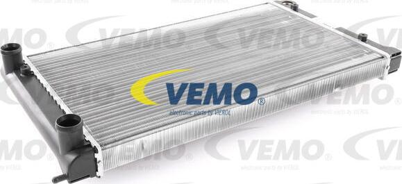 Vemo V15-60-5015 - Radiator, engine cooling car-mod.net