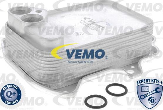 Vemo V15-60-6026 - Oil Cooler, engine oil car-mod.net