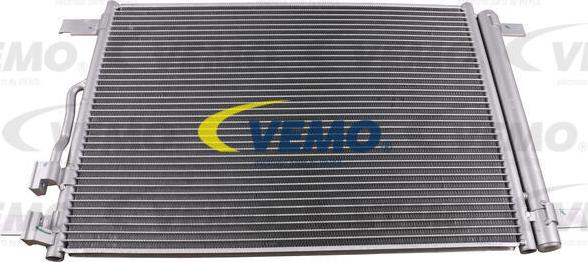 Vemo V15-62-1054 - Condenser, air conditioning car-mod.net
