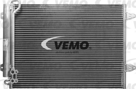 Vemo V15-62-1030 - Condenser, air conditioning car-mod.net