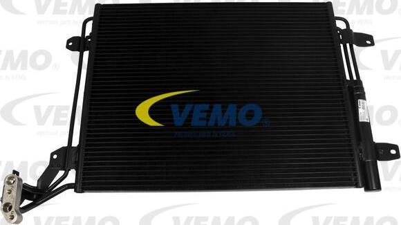 Vemo V15-62-1038 - Condenser, air conditioning car-mod.net