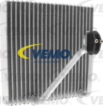 Vemo V10-65-0008 - Evaporator, air conditioning car-mod.net