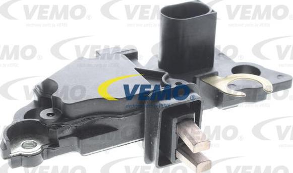 Vemo V10-77-1077 - Voltage regulator, alternator car-mod.net