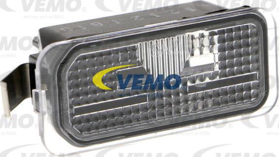 Vemo V25-84-0003 - Licence Plate Light car-mod.net